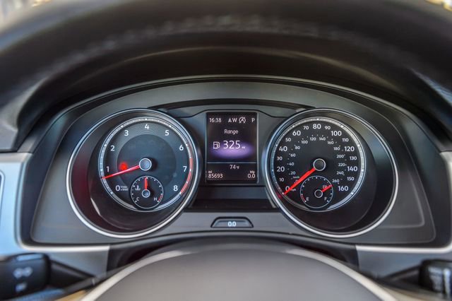 Used 2019 Volkswagen Atlas SE w/ Towing Package image 24