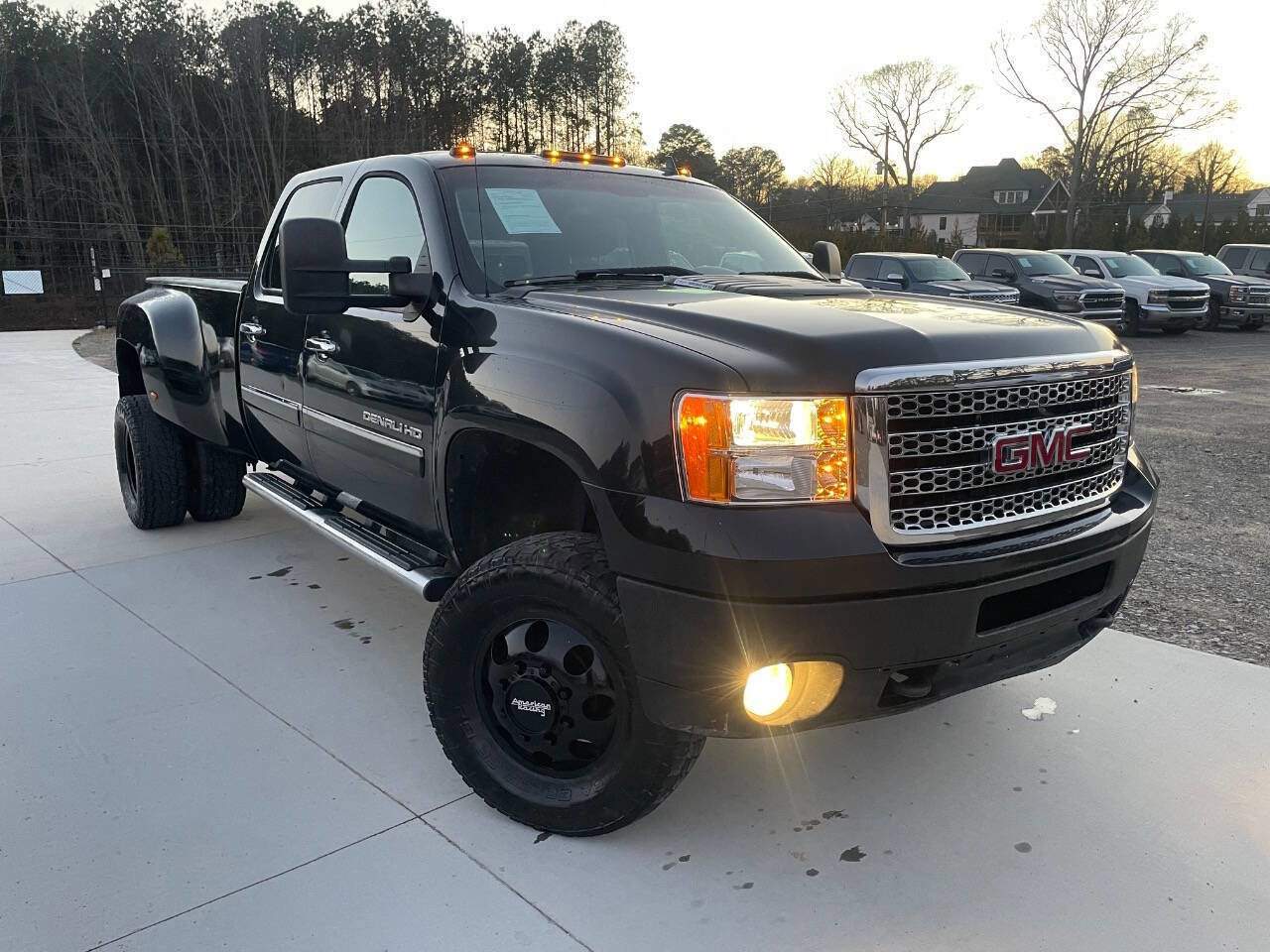 Used 2013 GMC Sierra 3500 Denali image 22