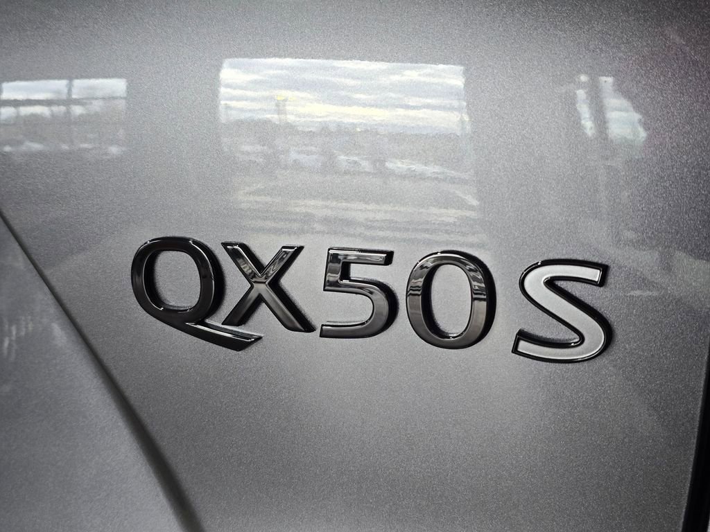 New 2025 INFINITI QX50 Sport image 30
