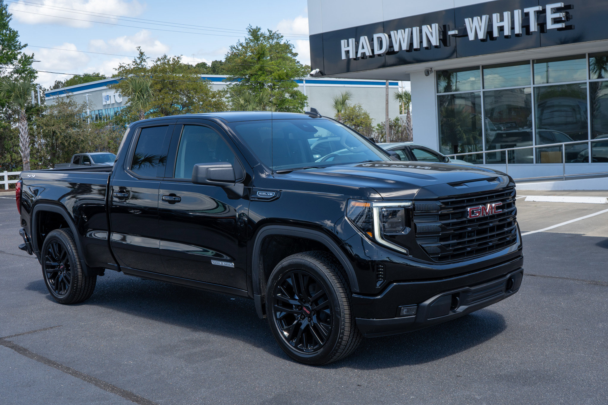 New 2026 GMC Sierra 1500 Elevation AWD/4WD image 1