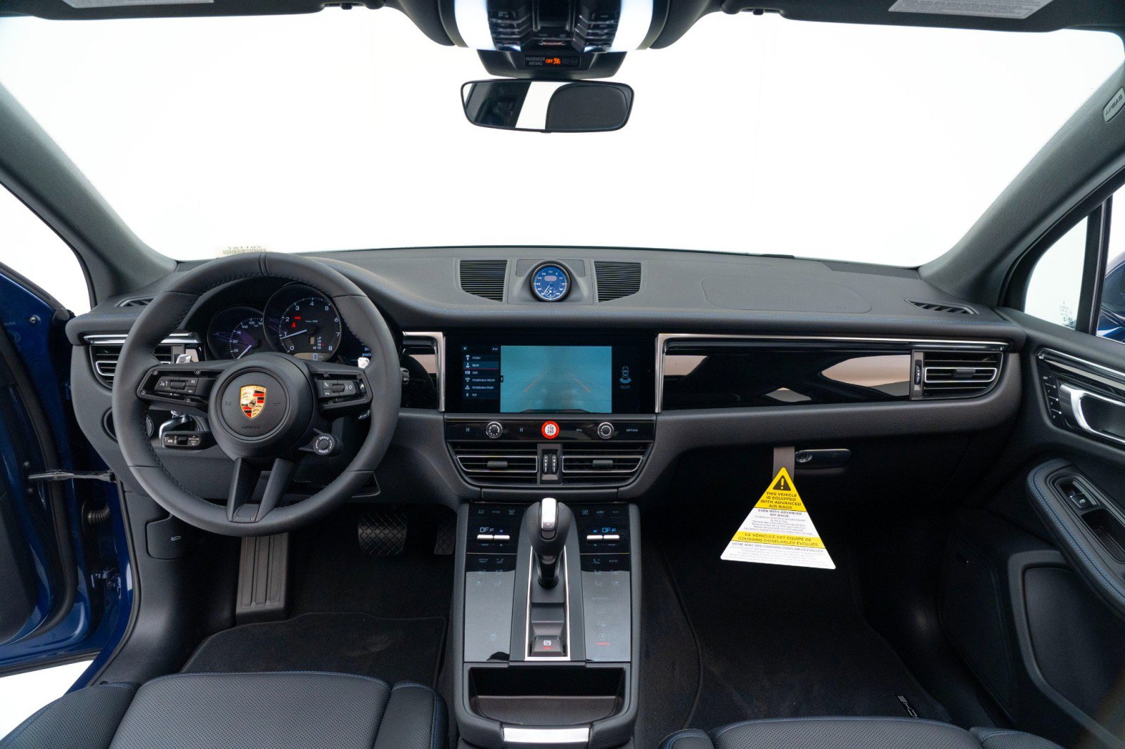 New 2025 Porsche Macan image 18