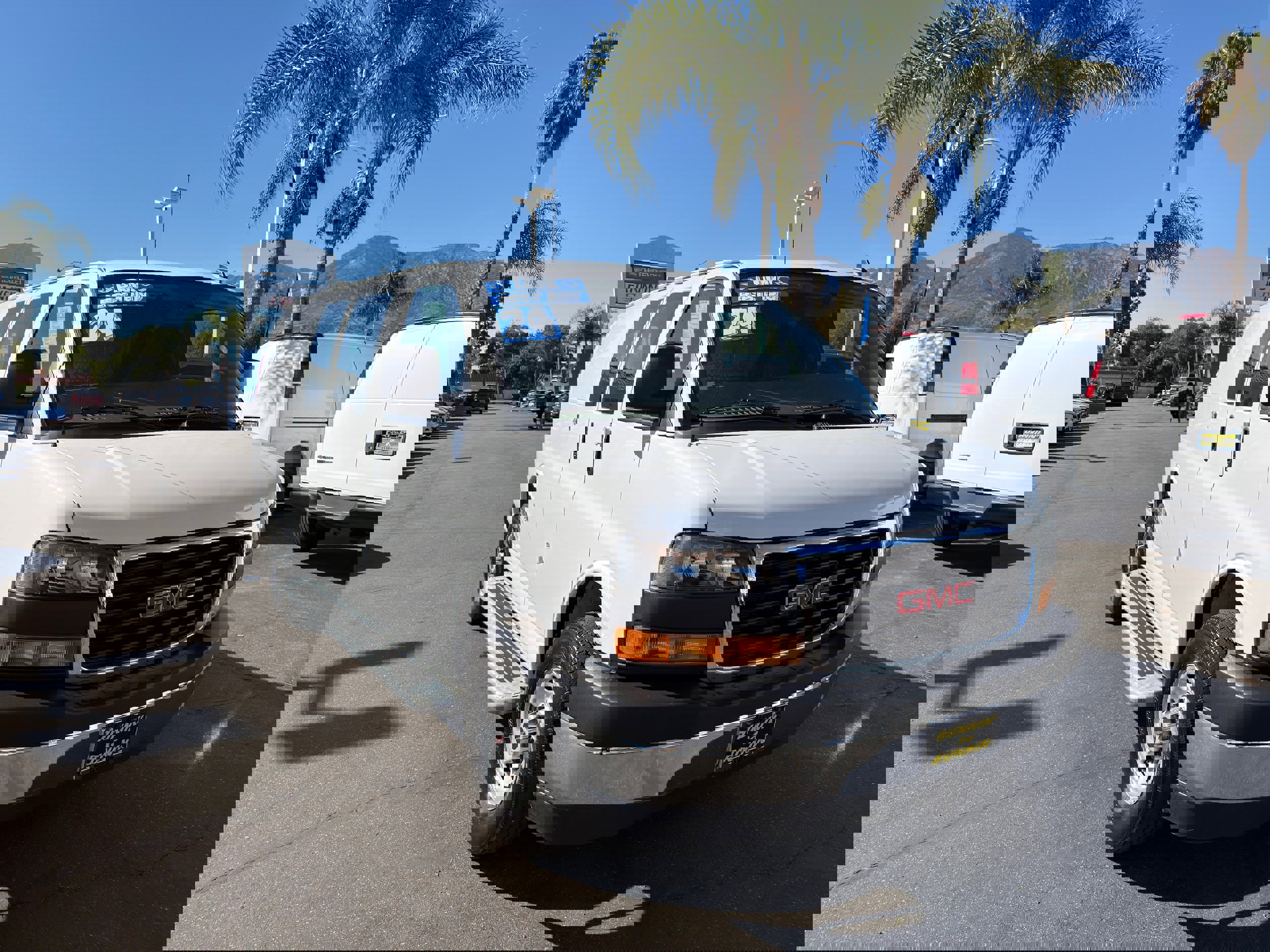 Used 2024 GMC Savana 2500 w/ Driver Convenience Package image 2