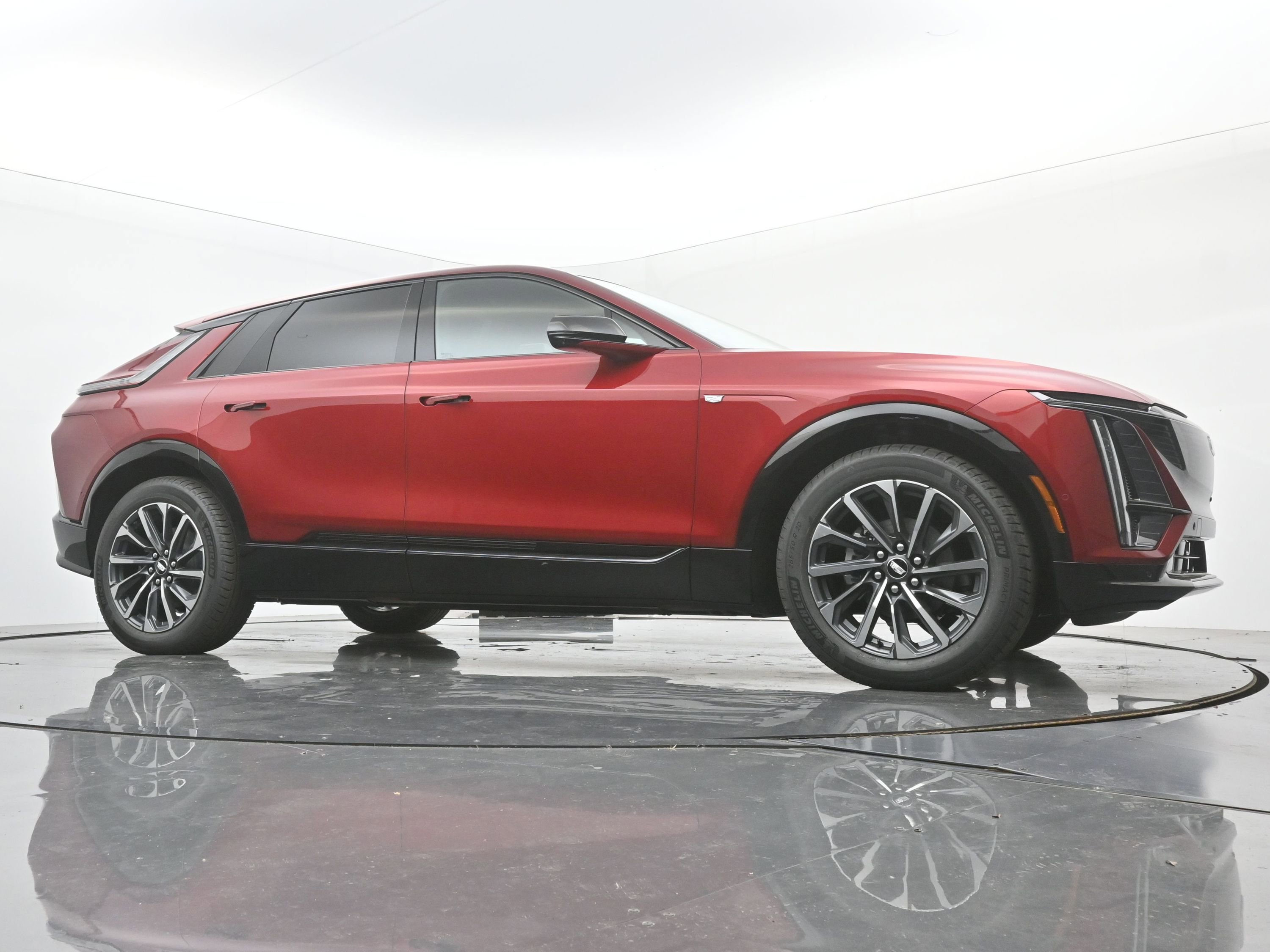 New 2026 Cadillac Lyriq Sport image 21