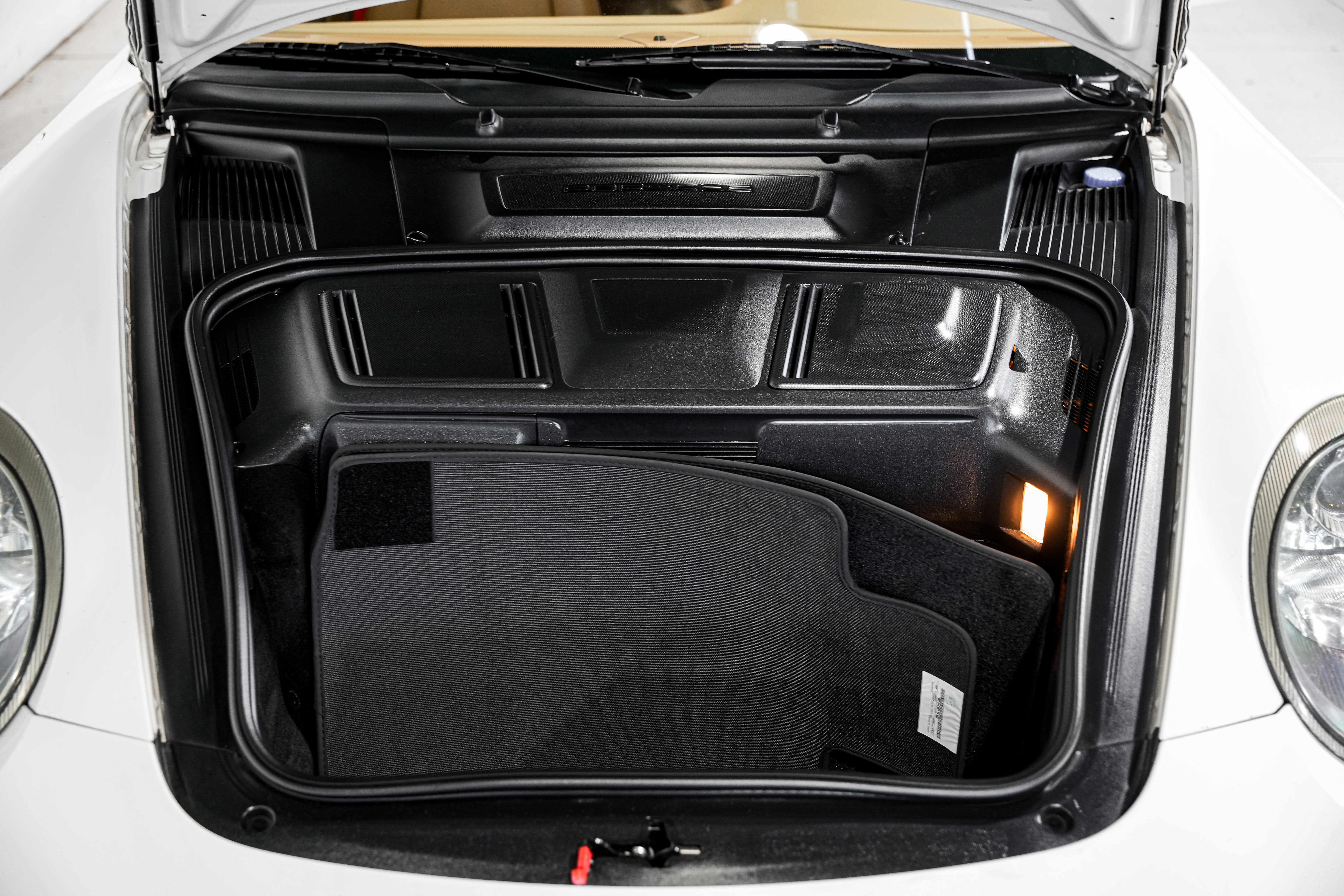 Used 2009 Porsche 911 Carrera 4 image 43