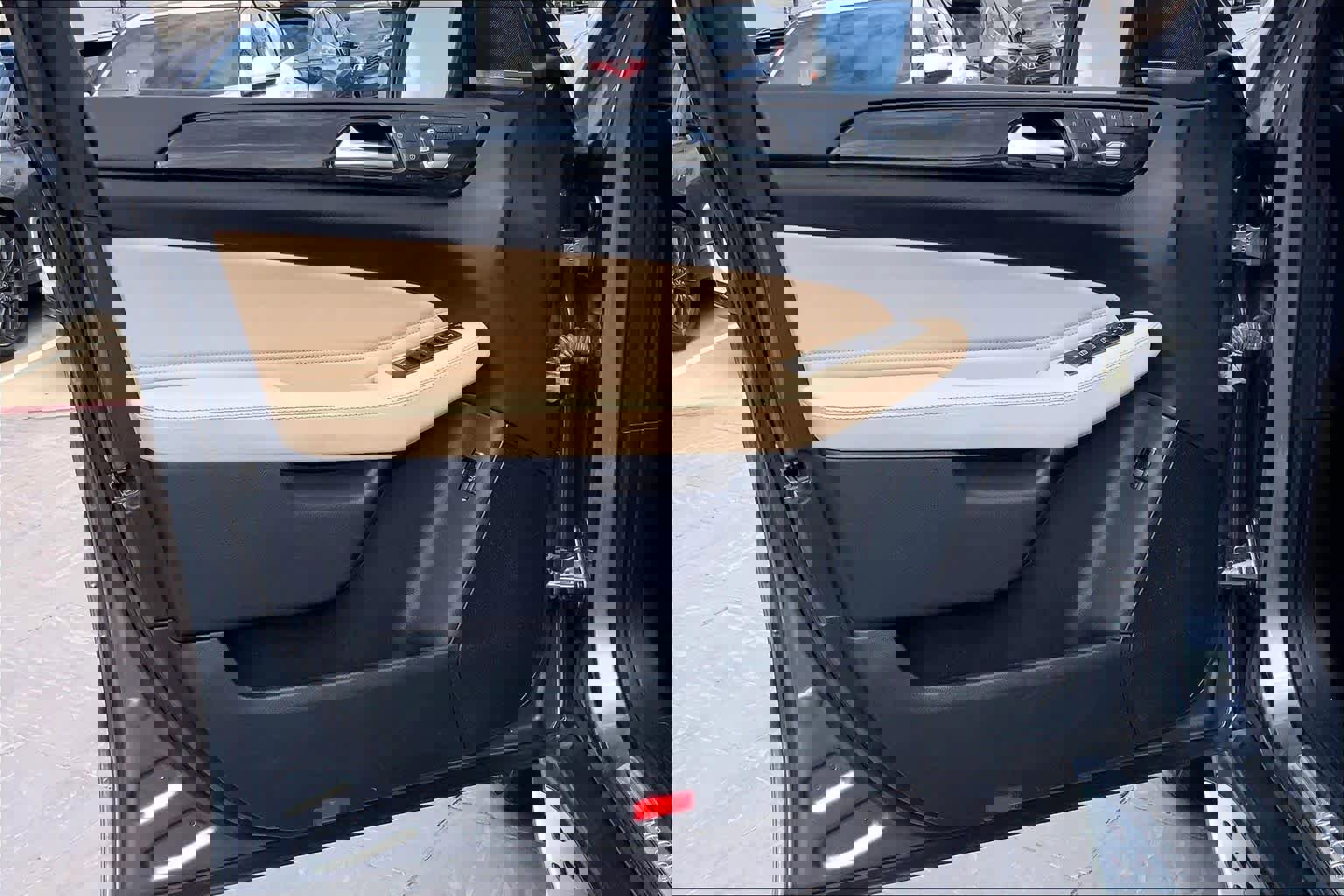 Used 2017 Mercedes-Benz GLS 450 4MATIC image 22