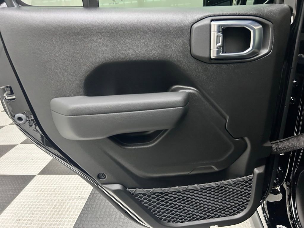 New 2026 Jeep Wrangler Unlimited Rubicon image 10