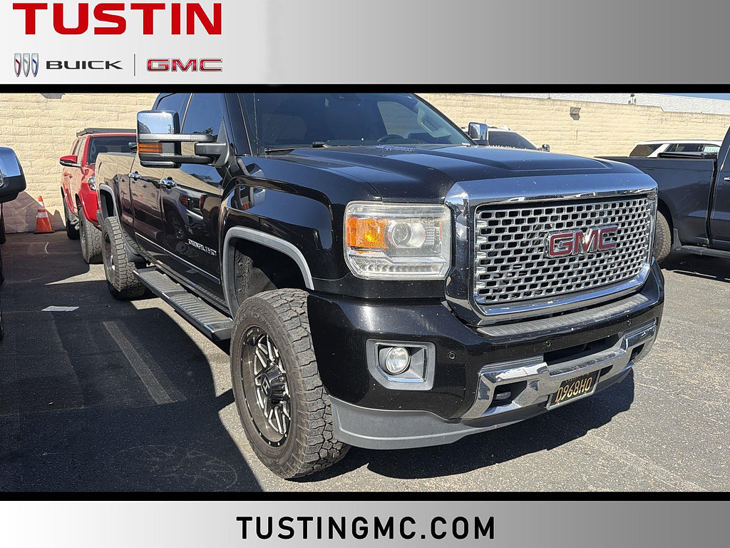 Used 2015 GMC Sierra 2500 Denali w/ Duramax Plus Package AWD/4WD image 1