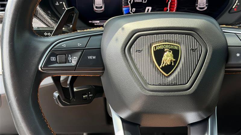 Used 2020 Lamborghini Urus AWD/4WD image 41
