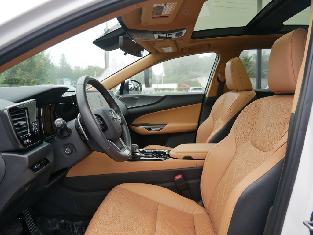 Certified 2025 Lexus NX 350h AWD w/ Rear Seat Package image 9