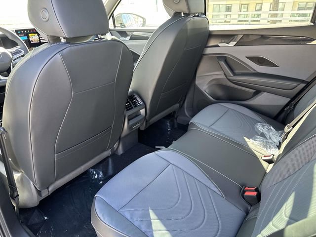 New 2026 Volkswagen Tiguan SE R-Line image 9