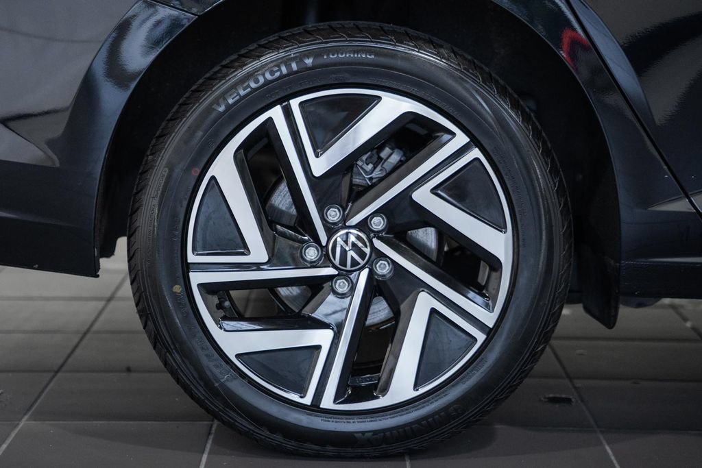 Used 2024 Volkswagen Jetta SEL FWD image 16