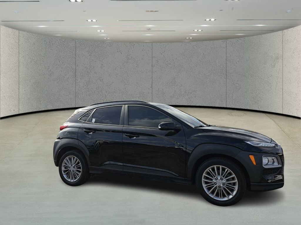 Used 2021 Hyundai Kona SEL Plus image 3