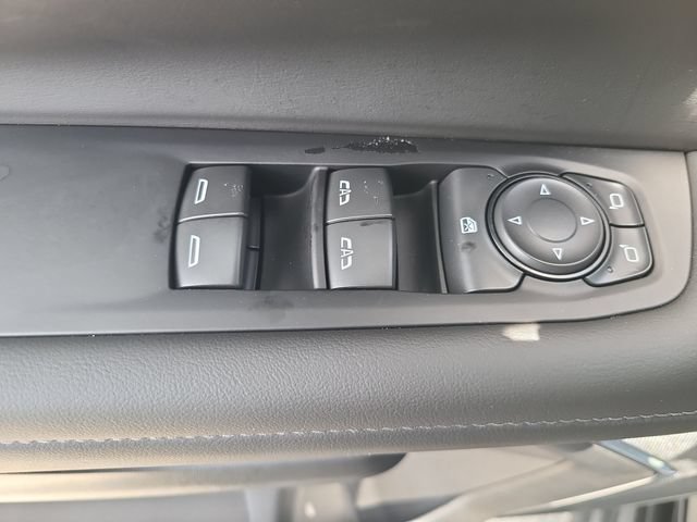 New 2026 Chevrolet Suburban LS w/ LPO, Dark Essentials Package RWD image 20