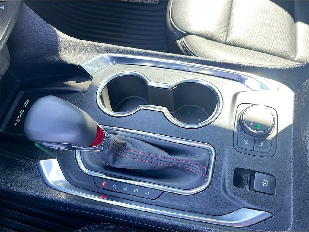Used 2023 Chevrolet Traverse RS image 17