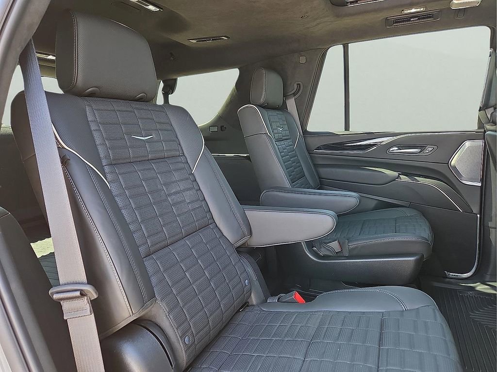 Used 2024 Cadillac Escalade V AWD/4WD image 10
