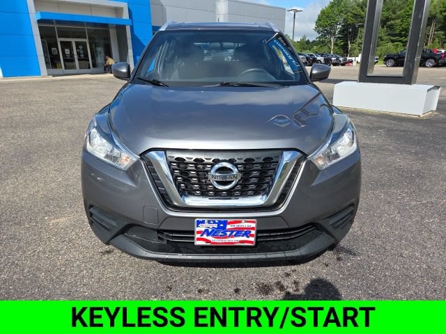 Used 2019 Nissan Kicks SV FWD image 3
