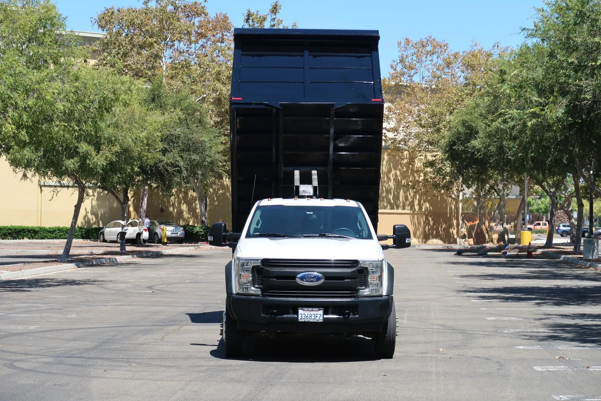 Used 2017 Ford F550 2WD SuperCab Super Duty image 4