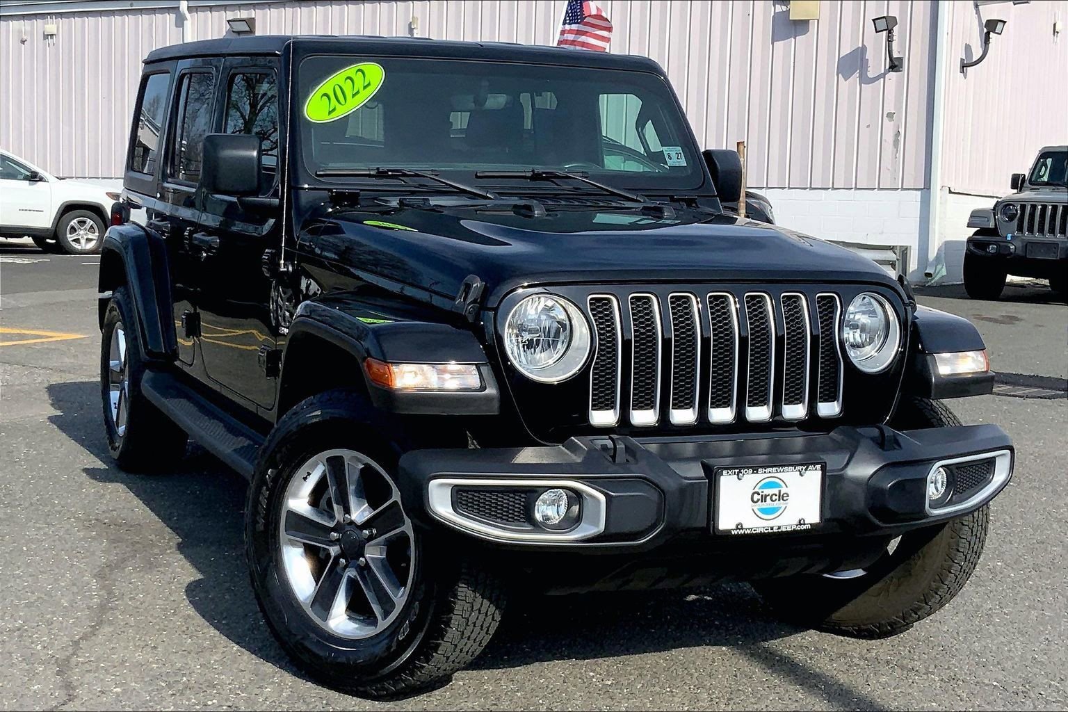 Certified 2022 Jeep Wrangler Unlimited Sahara w/ Cold Weather Group image 2