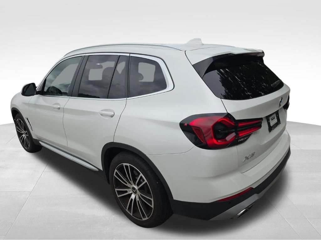 Used 2022 BMW X3 xDrive30i w/ Premium Package 2 AWD/4WD image 4