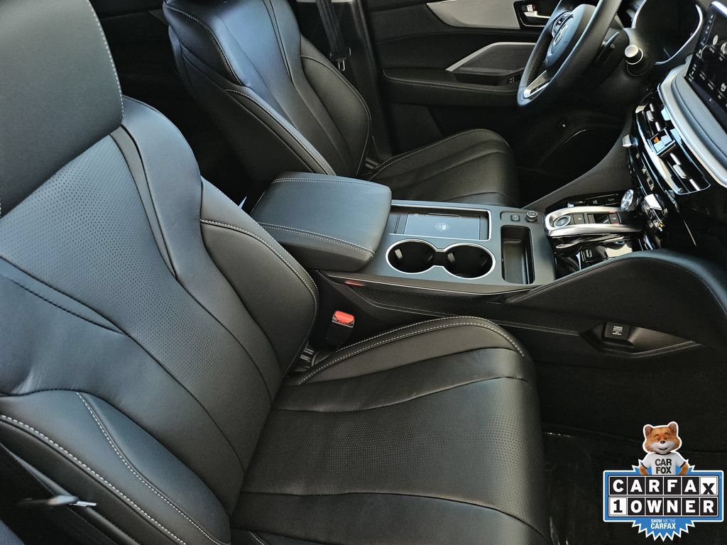 Certified 2026 Acura MDX w/ Technology Package FWD image 14