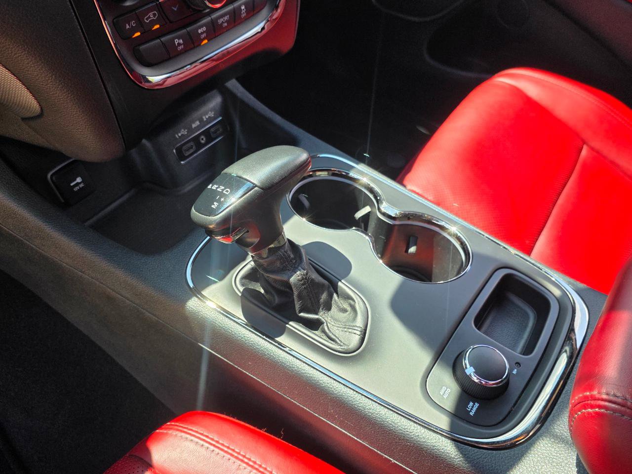 Used 2020 Dodge Durango R/T w/ Blacktop Package AWD/4WD image 10