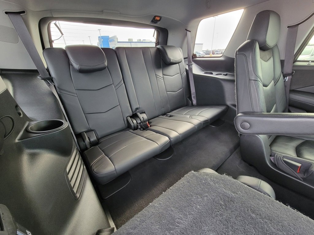 Used 2017 Cadillac Escalade Premium Luxury image 15