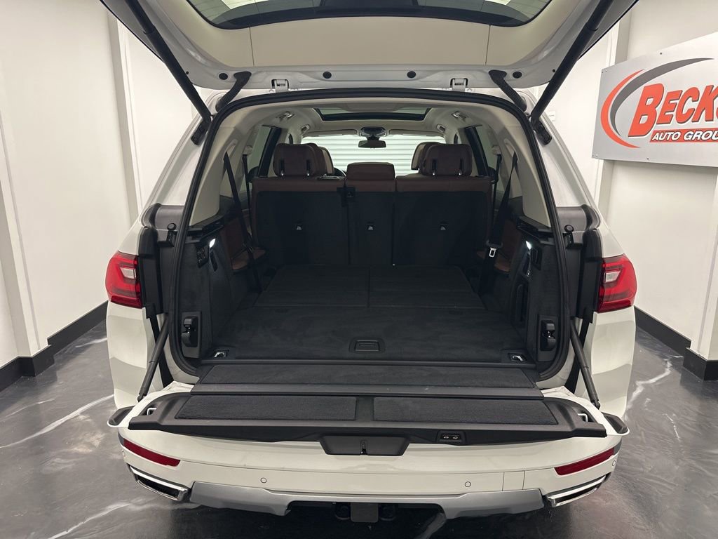 Used 2020 BMW X7 xDrive40i w/ Luxury Seating Package image 31