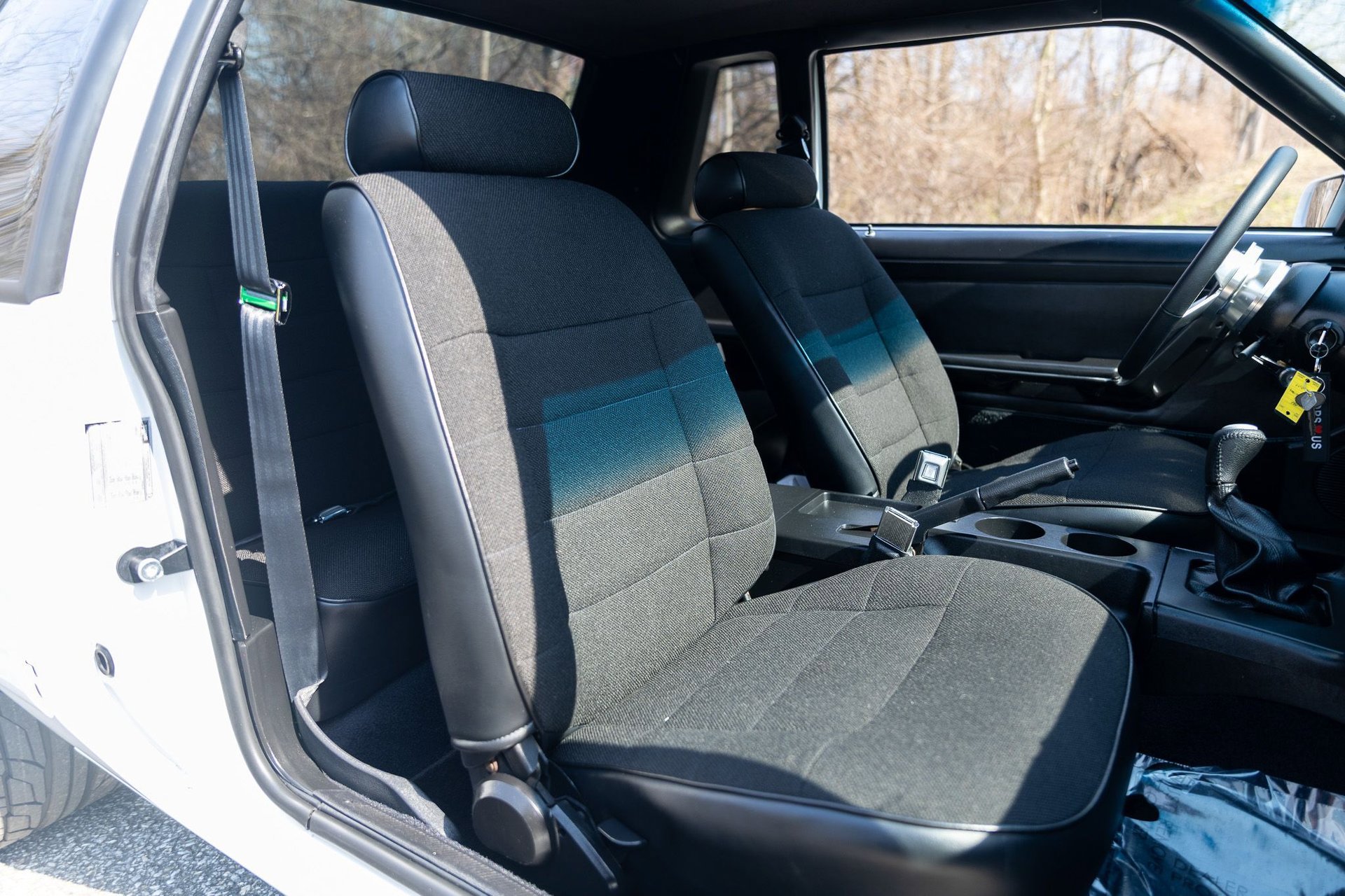 Used 1987 Ford Mustang LX image 40