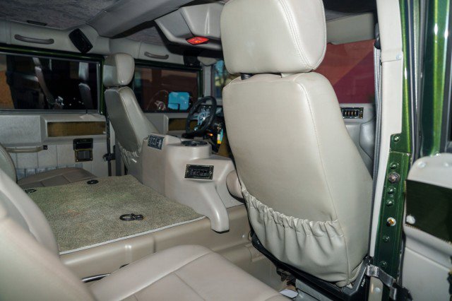 Used 2000 HUMMER H1 4-Door Wagon image 26