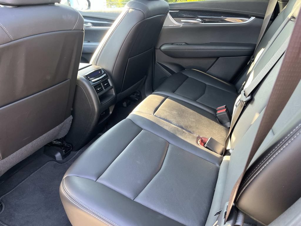 Used 2023 Cadillac XT5 Premium Luxury w/ Technology Package FWD image 22