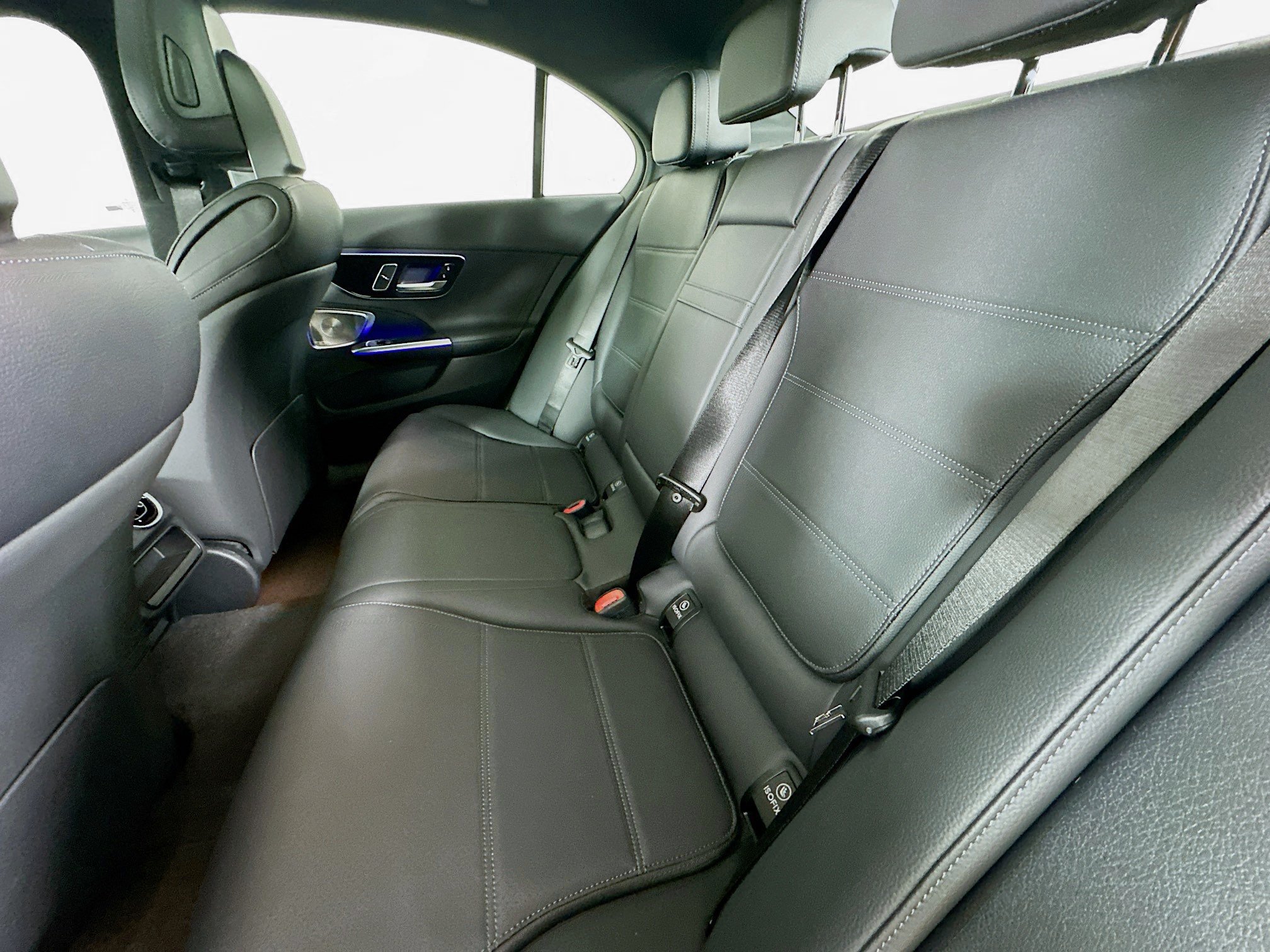 Used 2026 Mercedes-Benz C 300 4MATIC Sedan image 47