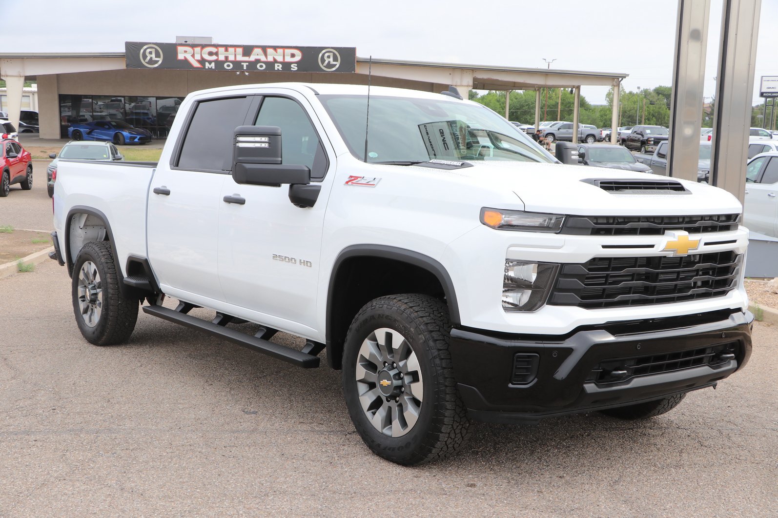 New 2026 Chevrolet Silverado 2500 Custom w/ Custom Value Package AWD/4WD image 1