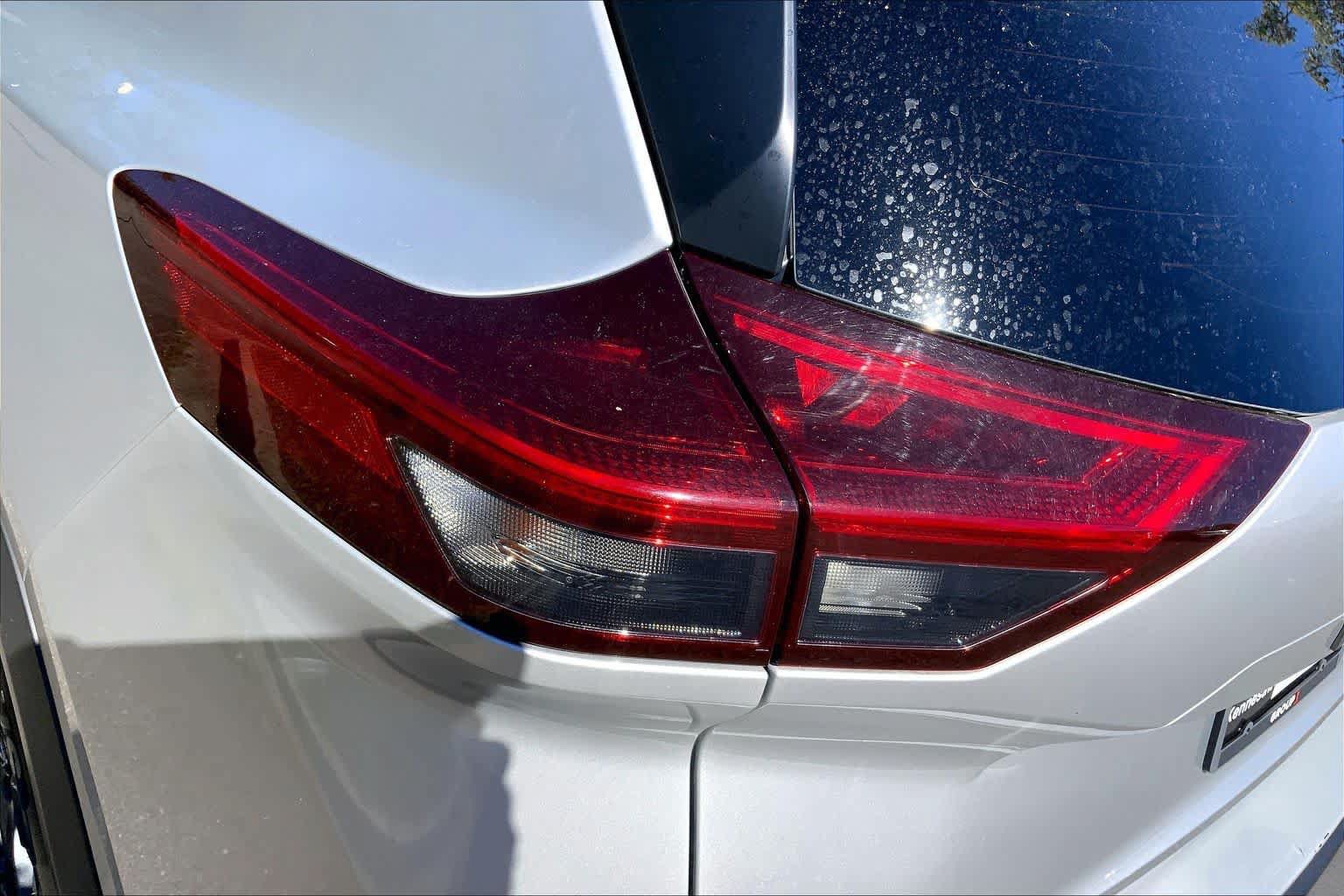 Used 2024 Nissan Rogue SV AWD/4WD image 27