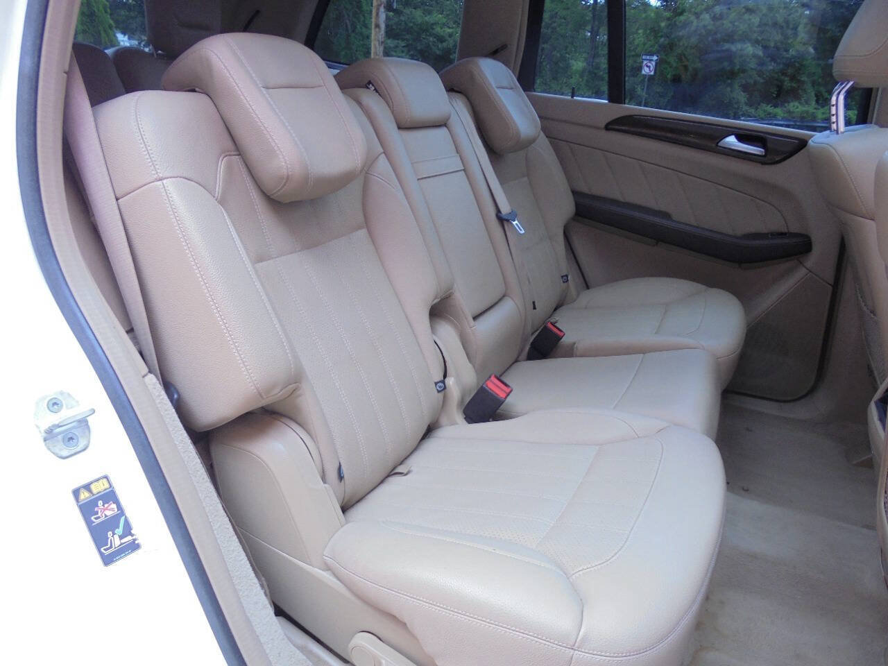 Used 2015 Mercedes-Benz GL 450 4MATIC w/ Lighting Package image 14