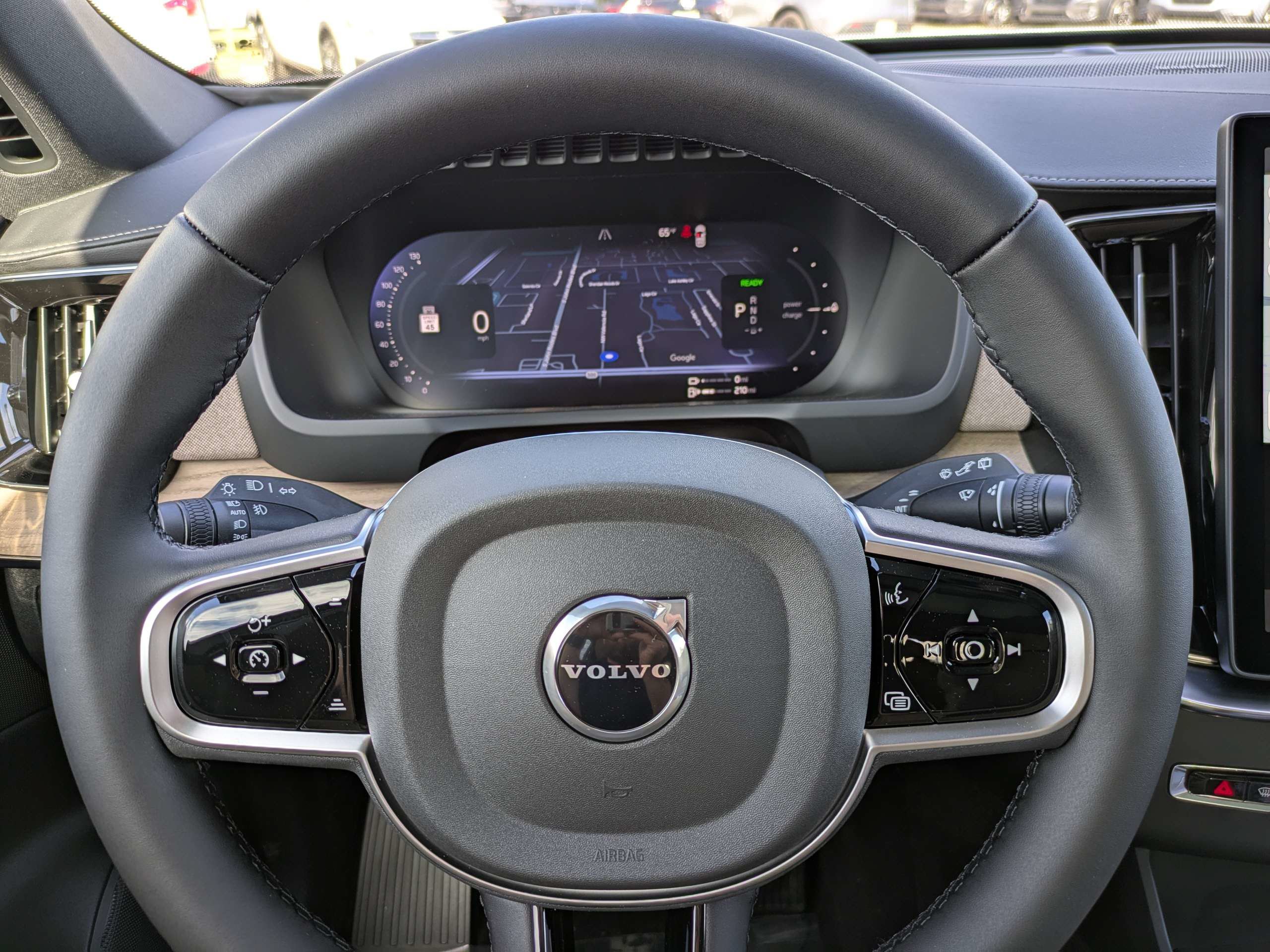 New 2026 Volvo XC90 T8 Plus w/ Protection Package Premier AWD/4WD image 26