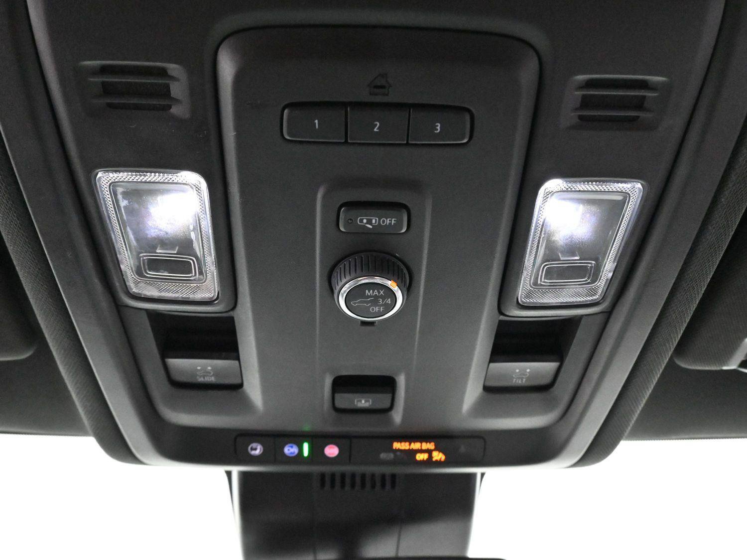 Used 2023 Chevrolet Suburban Z71 AWD/4WD image 31