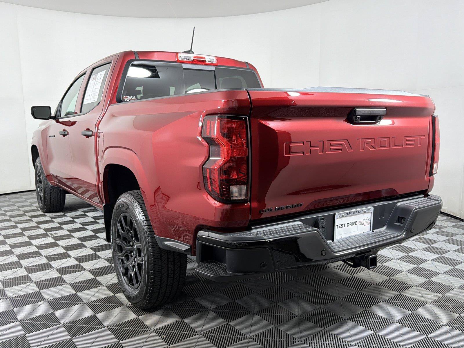 Certified 2026 Chevrolet Colorado W/T w/ WT Custom Package RWD image 4