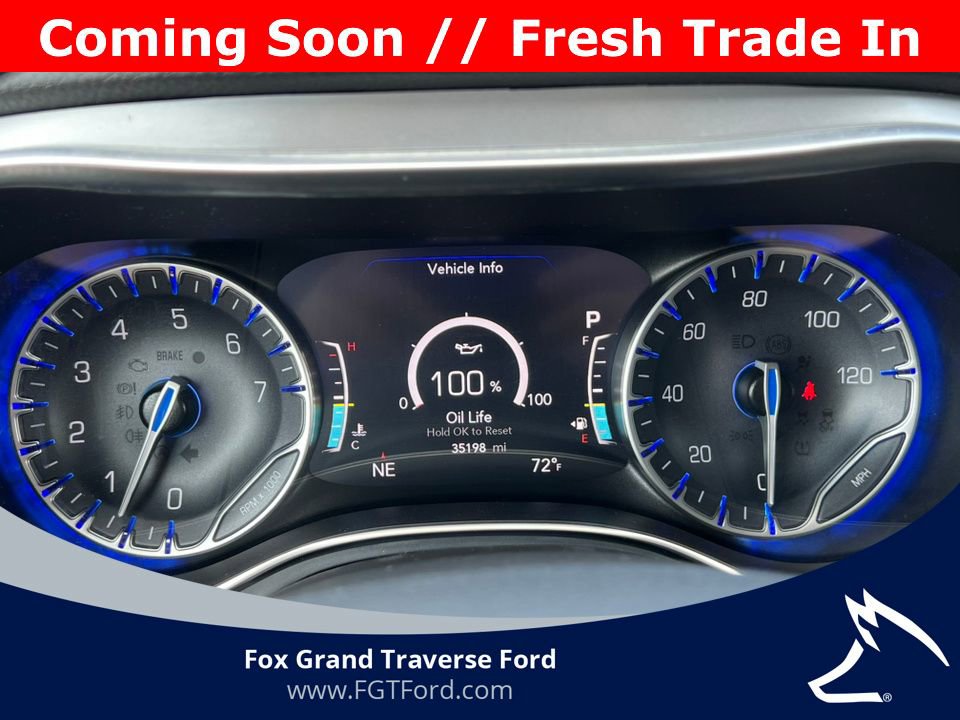 Used 2025 Chrysler Pacifica Limited FWD image 20