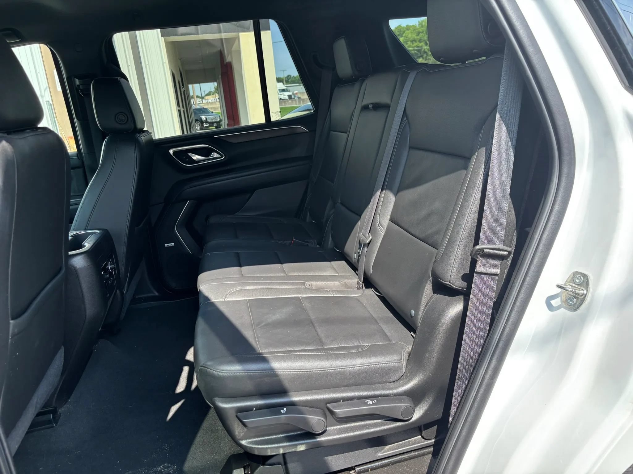 Used 2021 Chevrolet Tahoe LT RWD image 12