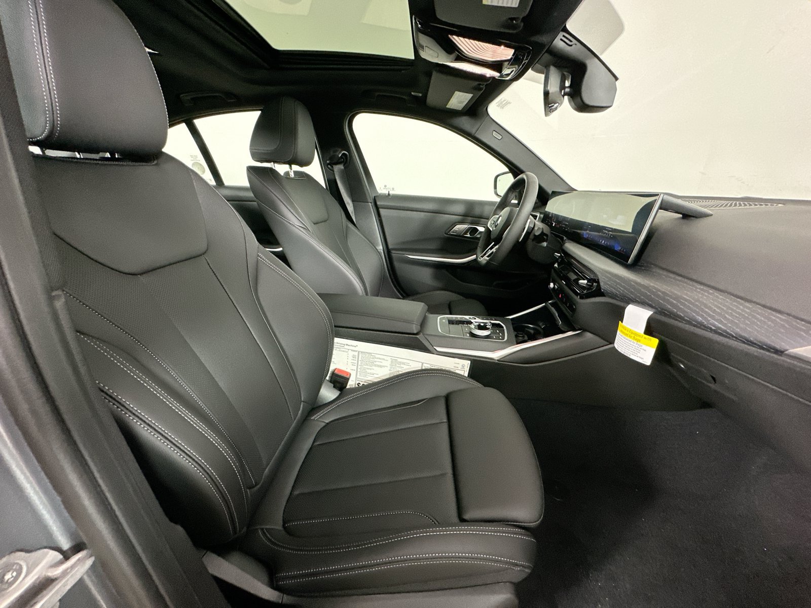 New 2026 BMW 330i xDrive Sedan w/ M Sport Package AWD/4WD image 44