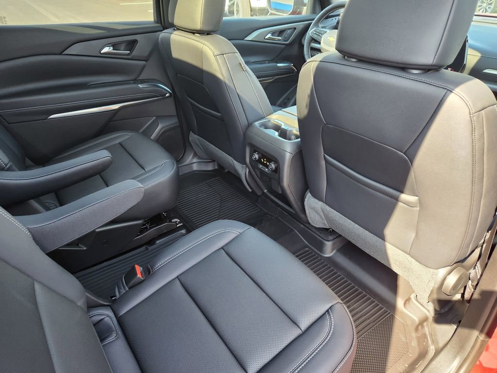 New 2026 Chevrolet Traverse LT w/ Sun and Wheel Package image 8