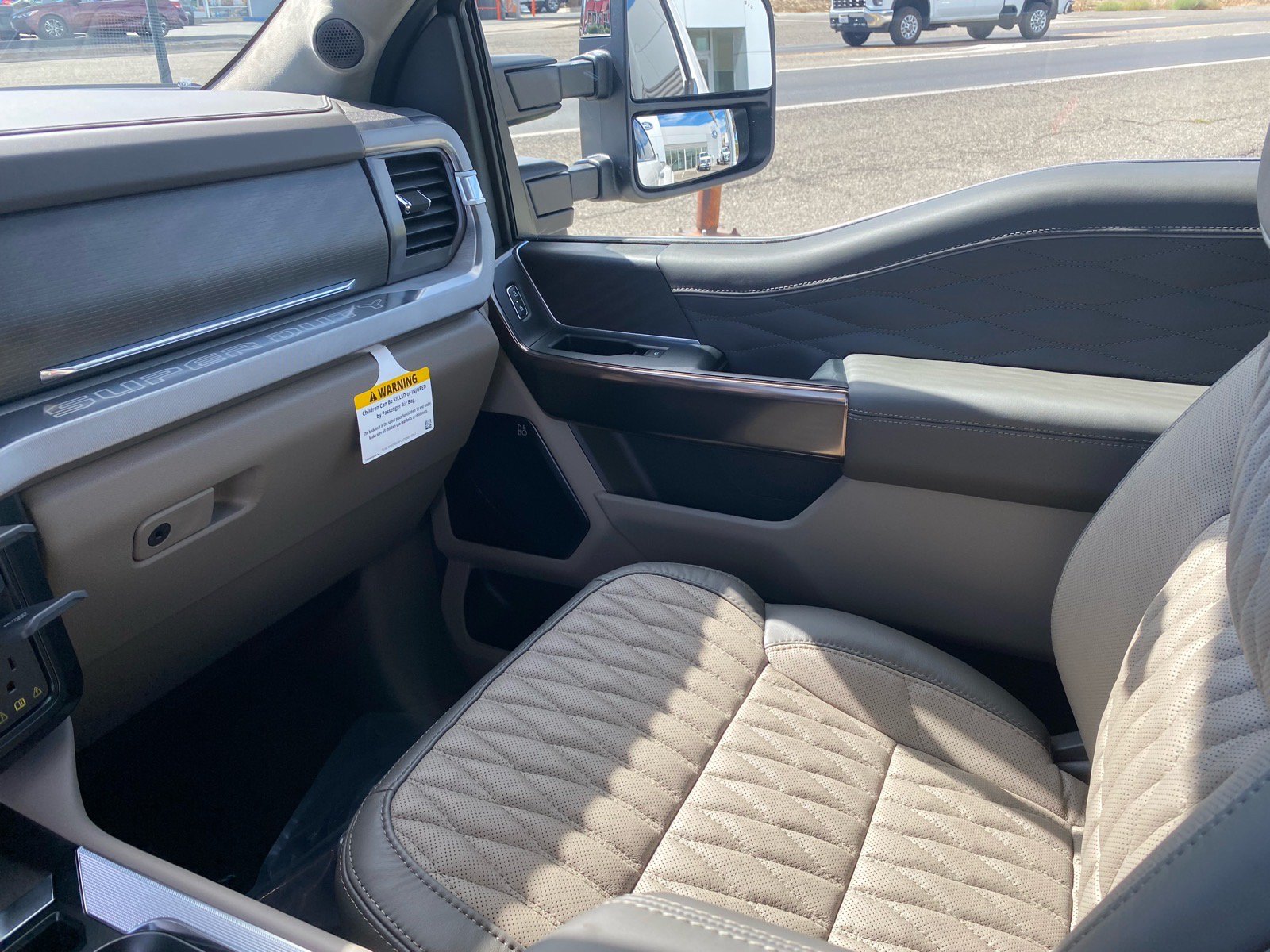 New 2027 Ford F450 Platinum w/ Platinum Plus Package AWD/4WD image 32