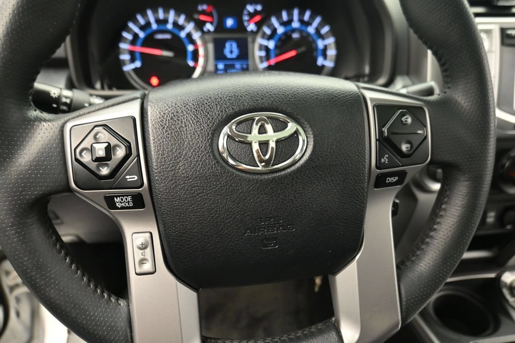 Used 2018 Toyota 4Runner SR5 Premium AWD/4WD image 11