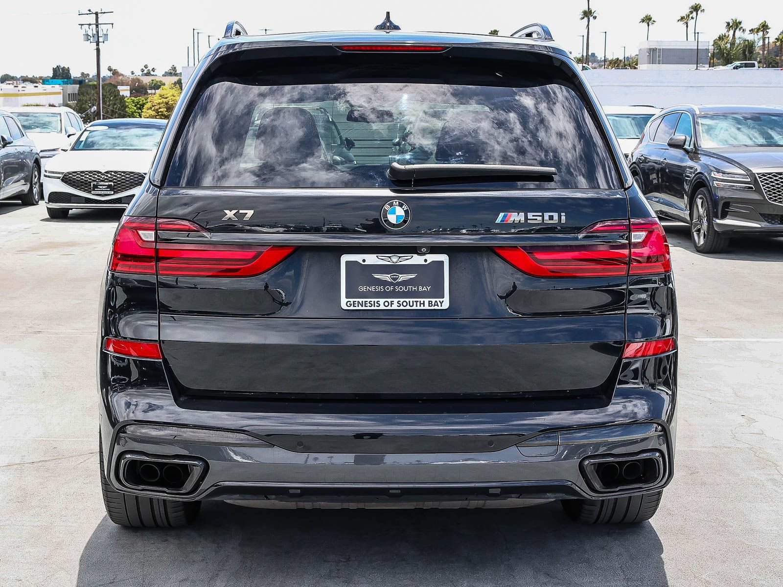Used 2021 BMW X7 M50i AWD/4WD image 5