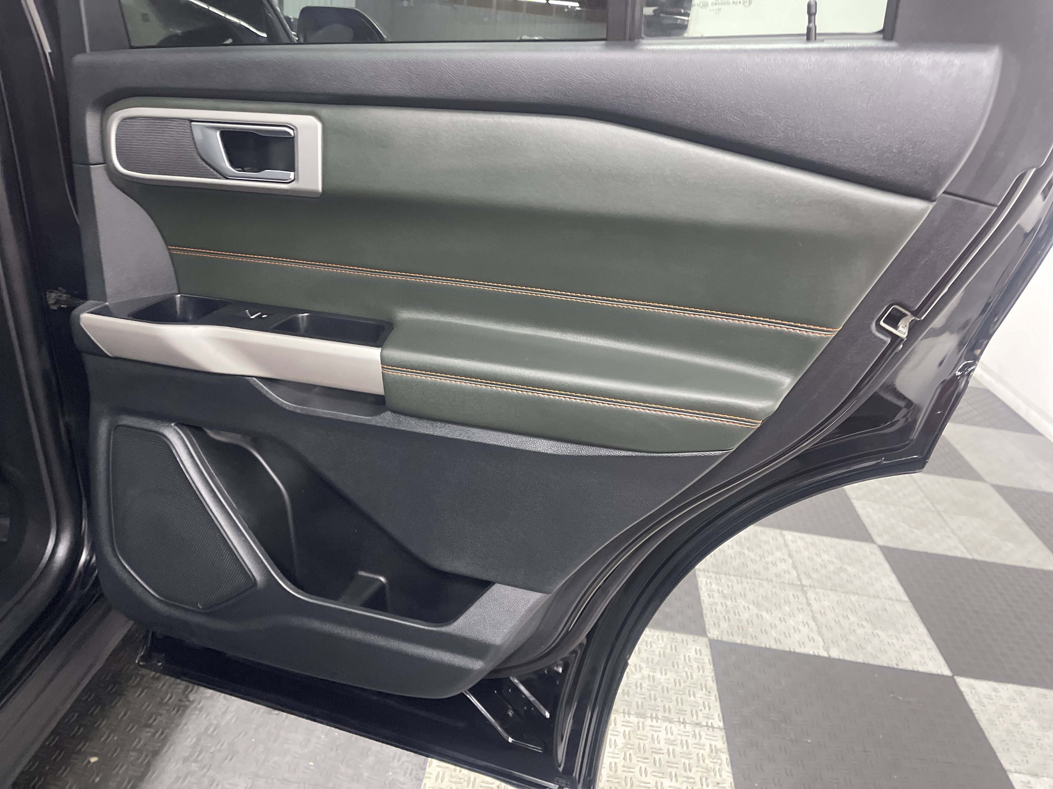 Used 2022 Ford Explorer Timberline image 19