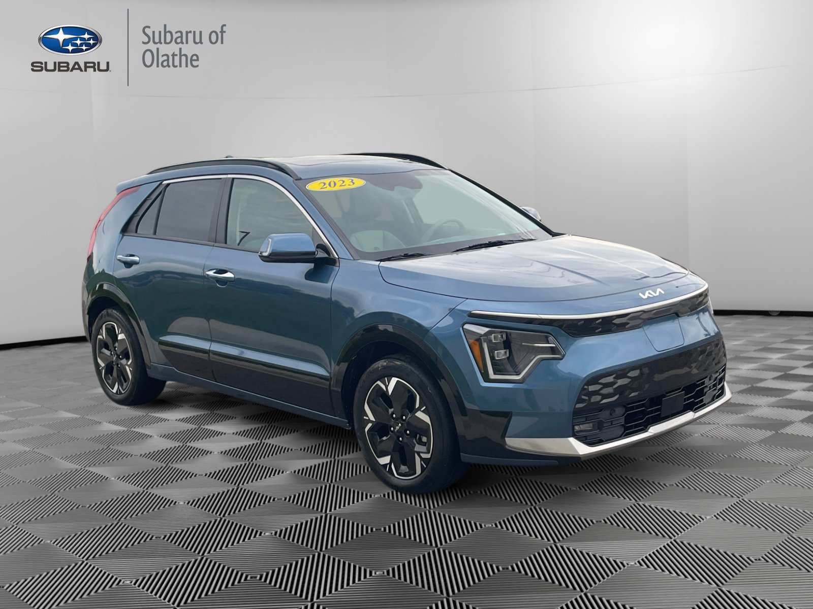 Used 2023 Kia Niro Wave w/ Wave Preserve Package