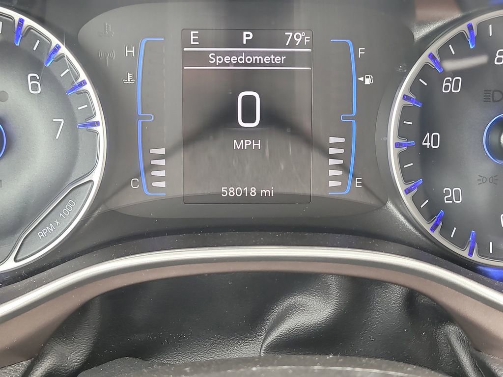 Used 2024 Chrysler Voyager LX image 30