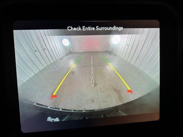 Used 2022 Jeep Wrangler Unlimited Sahara image 19