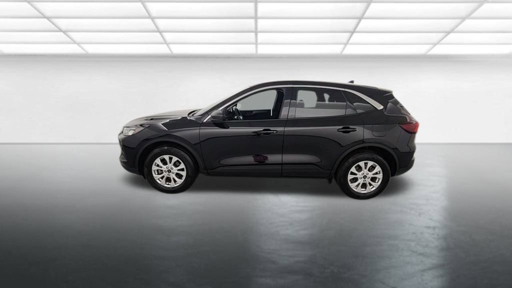 Used 2023 Ford Escape Active w/ Tech Pack #1 AWD/4WD image 4