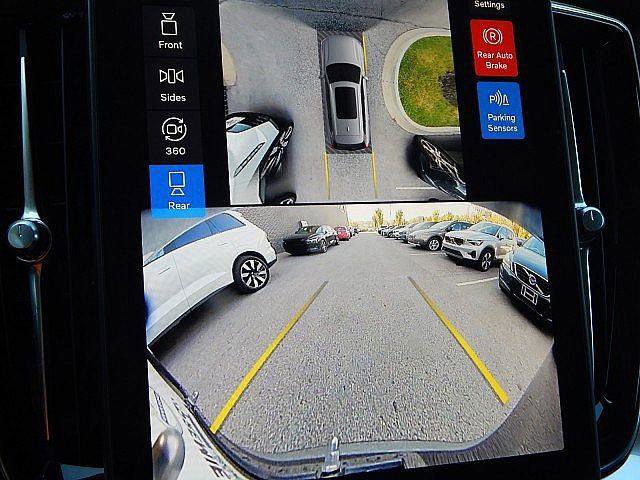 New 2026 Volvo XC90 B6 Plus w/ Protection Package Premier AWD/4WD image 22